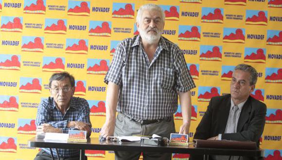 FACHADA. Manuel Fajardo (centro) y Alfredo Crespo (der.) casi logran inscribir al Movadef como partido. (Martín Pauca)