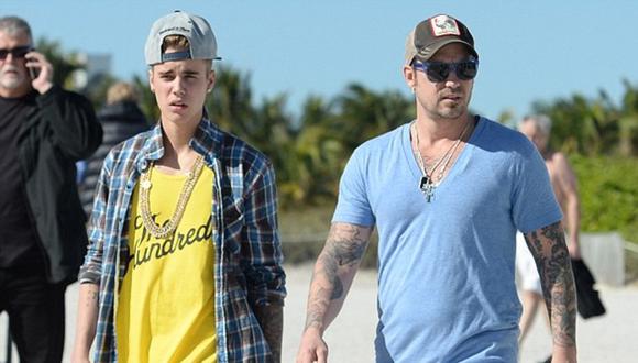 Justin y su padre Jeremy Bieber. (dailymail.co.uk)