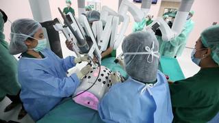 Presentan en Tailandia el primer robot asistente quirúrgico