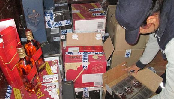 Sunat incautó licores de contrabando valorizado en más de S/.400 mil en Tacna. (Andina)