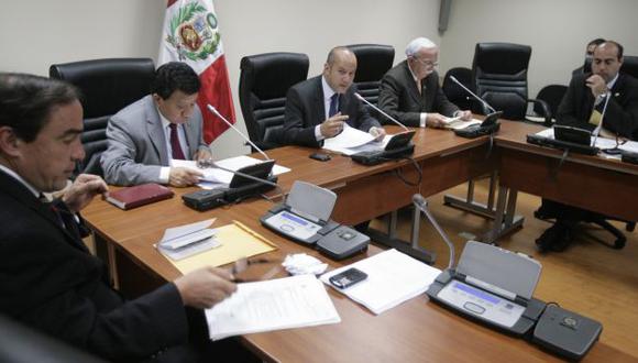 La comisión que preside Sergio Tejada también pidió a la Contraloría que le brinde la declaración jurada de Alan García. (USI)