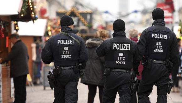 Autor del atentado en Berlín podría seguir suelto, advirtió la Policía. (EFE)