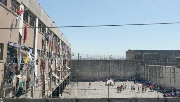 Se fugaron más de 1.300 presos de tres cárceles de Brasil tras limitarles visitas por el COVID-19. (Captura de video)