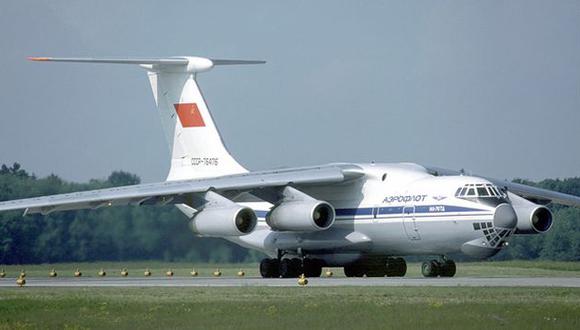 Ilyushin Il-76 se encuentra listo para apagar el incendio den Chile. (military-today.com)