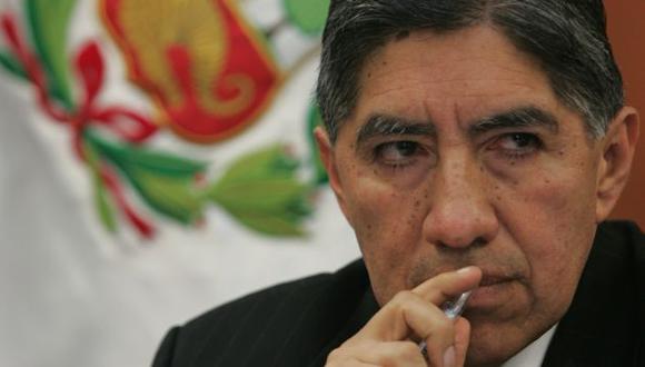 Avelino Guillén, exfiscal superior: “Hay que seguir pista del dinero en caso Heredia”. (Perú21)