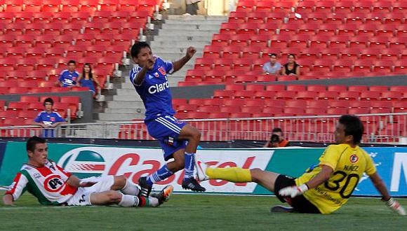 Raúl Ruidíaz sigue brillando con la ‘U’ de Chile. Lleva marcados tres goles. (El Mercurio)