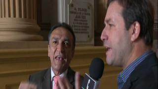 Mira la acalorada discusión de Héctor Becerril con el periodista Rene Gastelumendi [VIDEO]