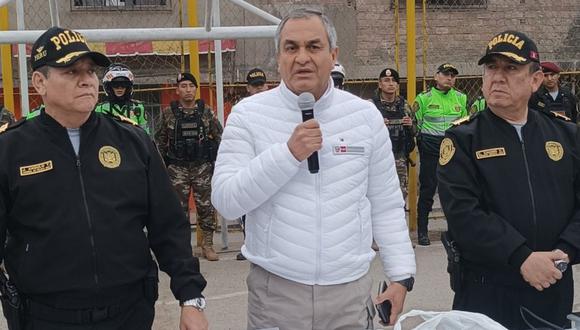 El ministro Vicente Romero llegó hasta San Juan de Lurigancho. (Foto: Policía Nacional)