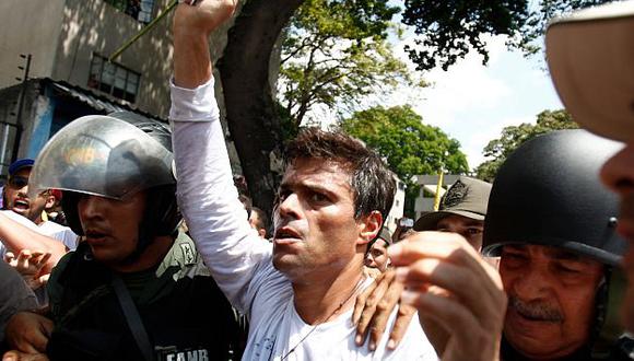 Leopoldo López está preso por cargos de instigación pública, asociación para delinquir, entre otros. (AP)