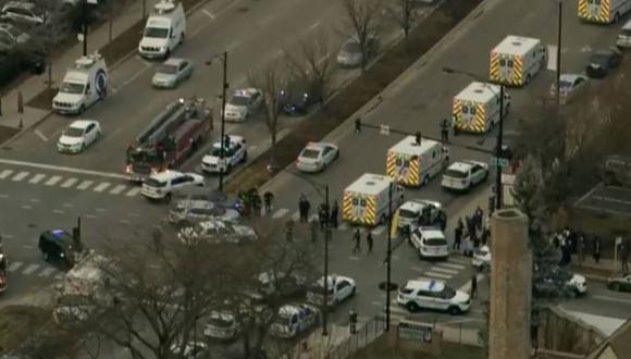 Un tiroteo se produjo cerca del Mercy Hospital and Medical Center. La Policía de Chicago cercó la zona.