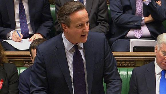 David Cameron pidió a Parlamento británico bombardear al Estado Islámico en Siria. (AP)