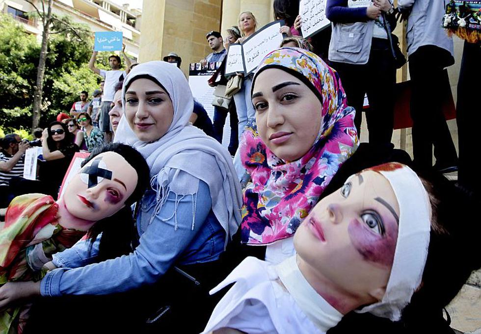 Cientos de mujeres libanesas formaron aprte de la manifestación contra la violencia de género en su país. (EFE)