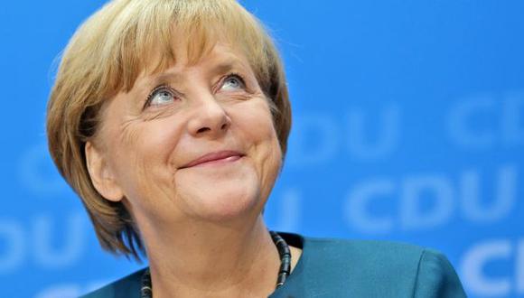 Angela Merkel durante conferencia de prensa celebrada hoy en Berlín. (AP)