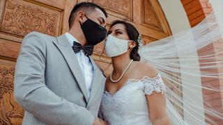 Áncash: Celebran la primera boda religiosa del país en medio de la pandemia en Nuevo Chimbote