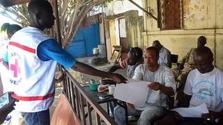 Organización Mundial de Salud pide "medidas drásticas" contra el Ébola