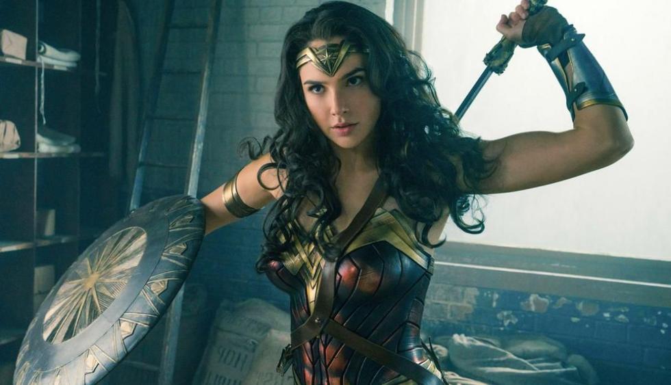 Gal Gadot confirma en Twitter que el estreno de “Wonder Woman 1984” se retrasa siete meses. (Warner Bros.)