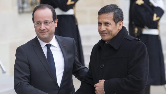 Ollanta Humala y François Hollande se reunirán mañana en París. (EFE)
