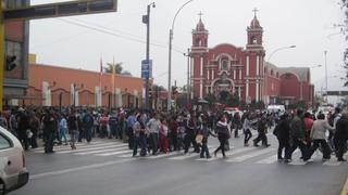 Santa Rosa de Lima: Cientos de fieles dejan cartas en pozo de los deseos