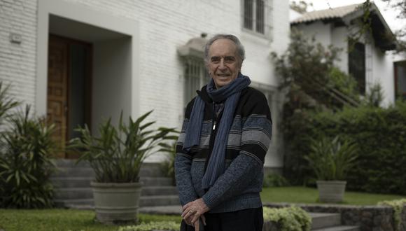 Hernán Romero lleva 60 años como actor.