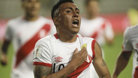 Se sigue consolidando. Christian Cueva continúa demostrando su valor en la selección peruana. (AP)