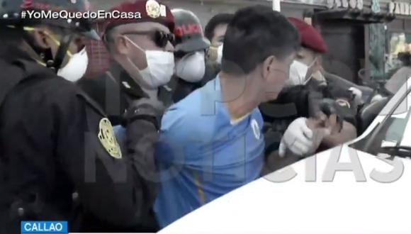 Ciudadanos en el Callao fueron intervenidos por no contar con el DNI y el pase especial de tránsito. (Captura: TV Perú)