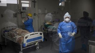 Se reducirá posible “tercera ola catastrófica” si continúa el ritmo de vacunación, dice Sagasti
