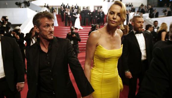 Sean Penn le habría sido infiel a Charlize Theron. (EFE)