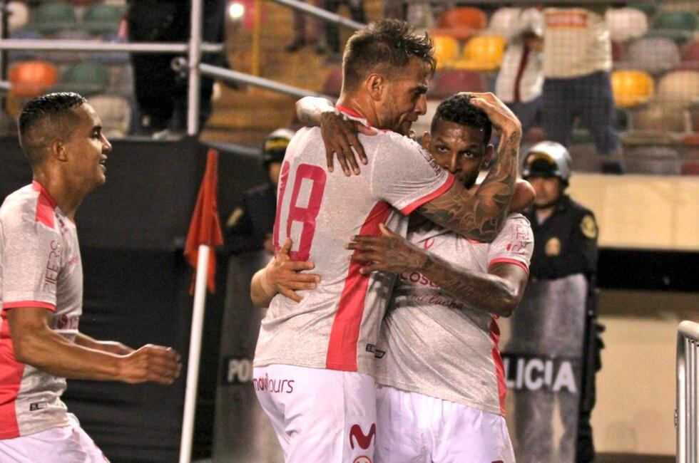 Universitario superó 2-1 a Sporting Cristal en el Monumental por el Clausura. (Fotos Twitter Universitario de Deportes)