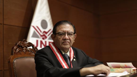 Jorge Luis Salas Arenas, presidente del JNE, indicó que están cumpliendo "parámetros constitucionales y legales" en sus funciones. (Foto: Archivo/ GEC)