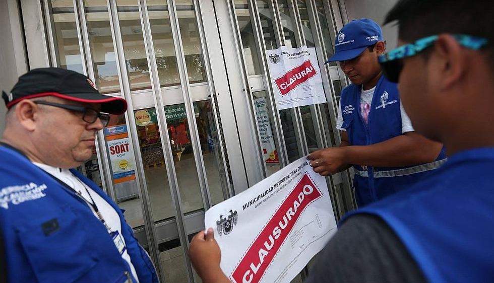 Municipio de Lima clausuró supermercado Metro del jirón Emancipación. (Luis Gonzales)
