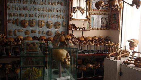 La Policía halló una aterradora colección de restos humanos en la vivienda. (Andina)