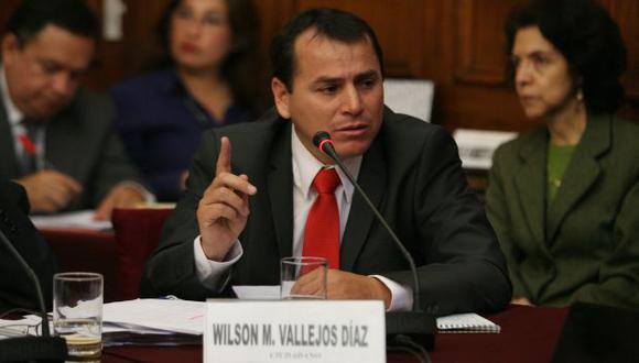 Relaciones peligrosas. Sus nexos con Gregorio Santos le siguen pasando factura a Wilson Vallejos. (Rodrigo Málaga)