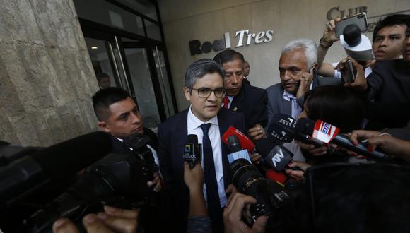 El fiscal José Domingo Pérez encabeza allanamiento a las oficinas de la Confiep. (Violeta Ayasta/GEC)