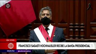 Francisco Sagasti juramentó como presidente interino de Perú