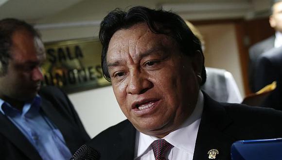 Comisión de Ética pedirá investigar nueva denuncia contra José Luna. (Perú21)