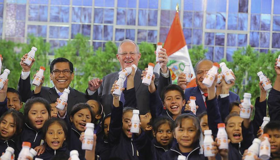 PPK celebró el Día Mundial de la Leche con desayuno junto a niños. (Presidencia)