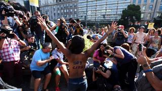 Así fue el 'tetazo', la marcha de las mujeres contra el machismo en Argentina