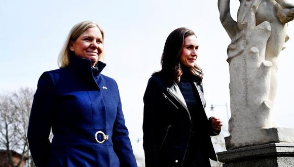 Las primeras ministras de Suecia y Finlandia, Magdalena Andersson y Sanna Marin, en una reunión para debatir la adhesión de ambos países a la OTAN.