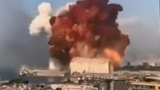 Así se vivió la impresionante explosión en el puerto de Beirut, capital del Líbano | VIDEOS