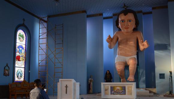 Niño Jesús de seis metros y medio causa furor en iglesia de México. (EFE)