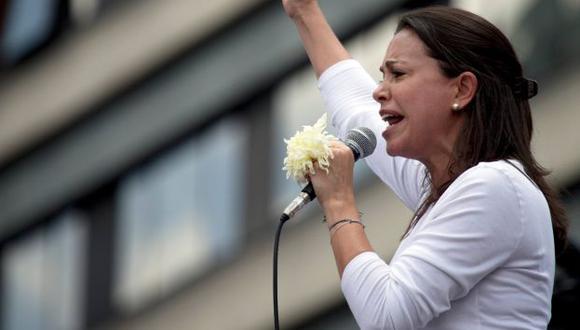 Inhabilitaron a opositora María Corina Machado para elecciones legislativas. (AP)