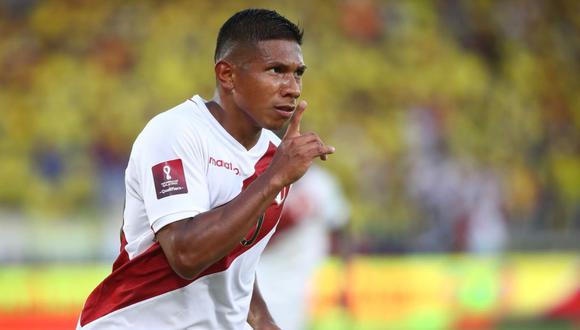 Edison Flores marcó el gol de la victoria para la selección peruana. (Foto: FPF)
