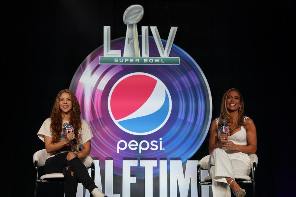Shakira y Jennifer Lopez serán las encargadas de representar a los latinos en la edición 2020 del  Super Bowl. (Fotos: AFP)