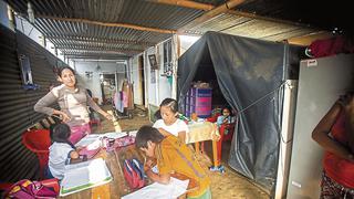 Damnificados de El Niño en el norte aún viven en campamentos