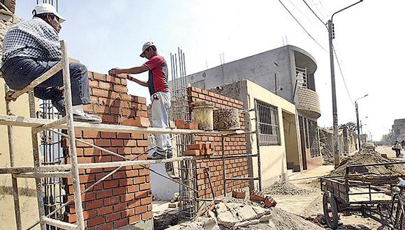 "En Perú los estándares de construcción son referenciales, porque la mayoría construye como y donde se le antoja".