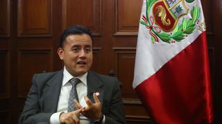 Richard Acuña arremete contra el alcalde de Trujillo por obras en la Plaza de Armas