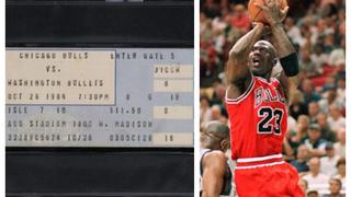 NBA: La increíble suma que pagaron en una subasta por la entrada del debut de Michael Jordan
