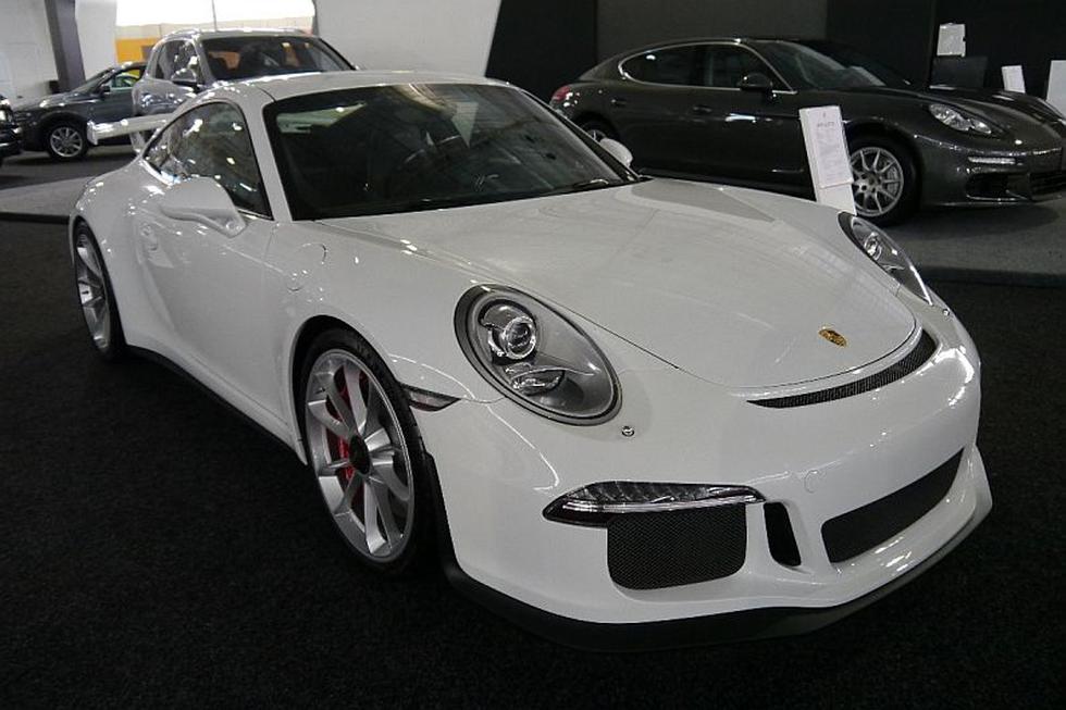 Porsche 911 GT3. Posee un motor de 6 cilindros, 470 HP y 8 velocidades de hasta 315 km/h. Vale US$160 mil. (Difusión)