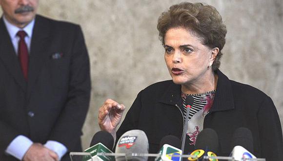 Brasil: Dilma Rousseff descarta renuncia mientras situación judicial de Lula da Silva aumenta la crisis. (EFE)