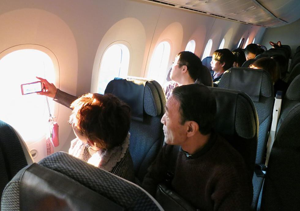 Pasajeros de aerolínea japonesa 'viajaron en el tiempo' para celebrar el Año Nuevo dos veces. (Getty)